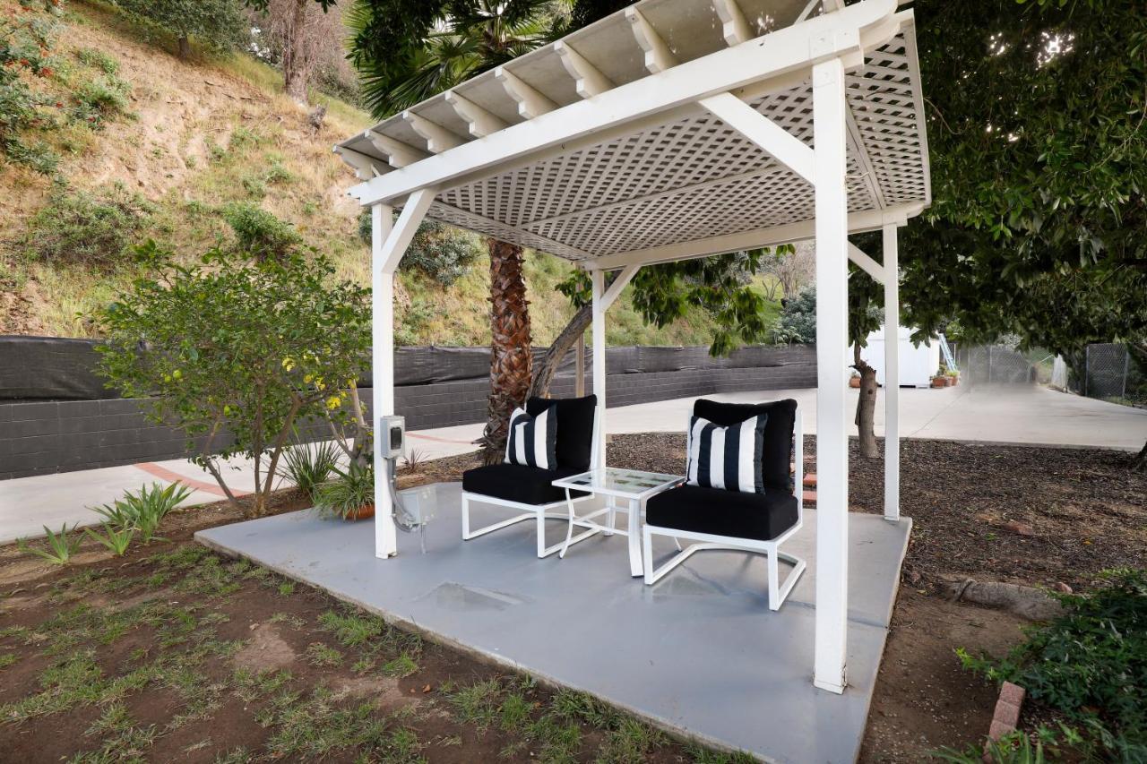 Luxury Hollywood Hills Gated View Estate - Ultra Private And Gorgeous! Minutes To Universal And Hollywood! Villa